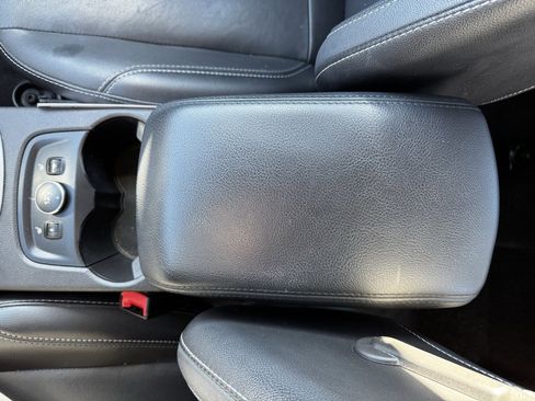 Used 2014 Ford Focus SE w/ Equipment Group 201A image 12