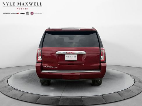 Used 2020 GMC Yukon XL Denali image 15