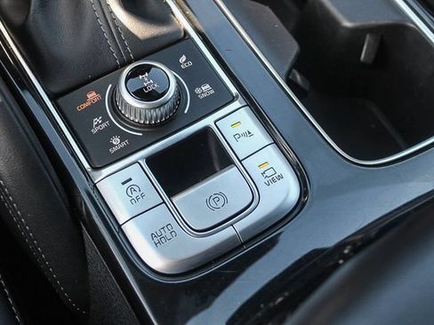 Used 2022 Kia Telluride SX w/ SX Prestige Package AWD/4WD image 32