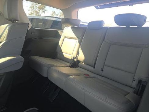 Used 2025 Ford Expedition Active image 9