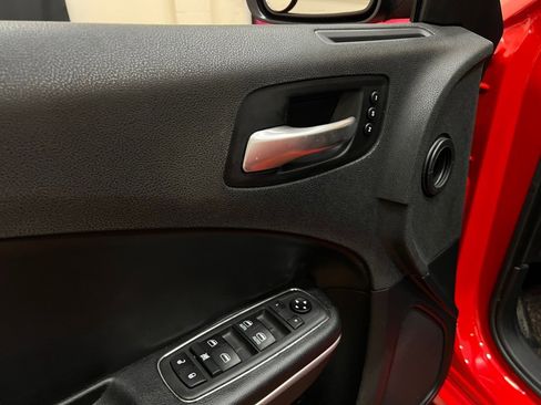 Used 2020 Dodge Charger SXT w/ Leather Interior Group RWD image 24