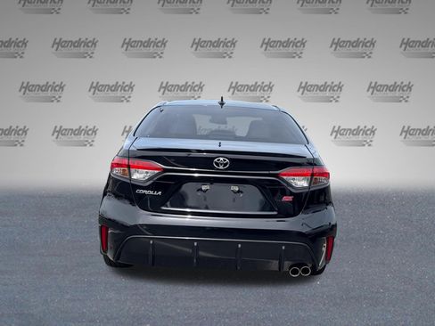 Used 2024 Toyota Corolla SE w/ SE Premium Package FWD image 9
