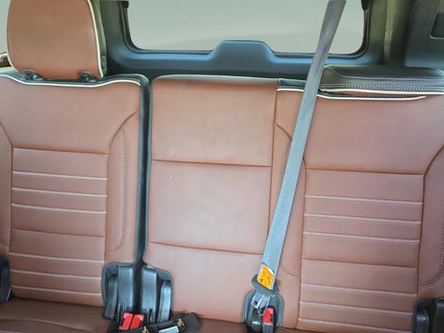 Used 2023 GMC Yukon XL Denali Ultimate w/ LPO, Floor Liner Package AWD/4WD image 11