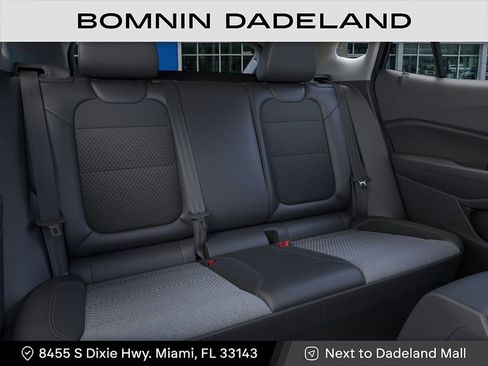 New 2026 Chevrolet Trax LT image 17