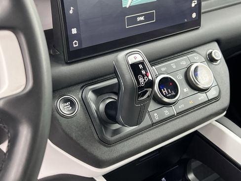 Used 2025 Land Rover Defender 110 S image 20