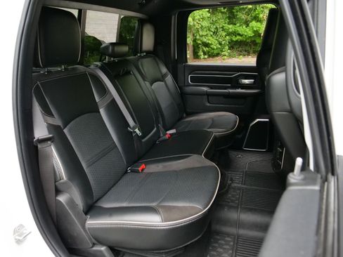 Used 2023 RAM 2500 Laramie AWD/4WD image 38