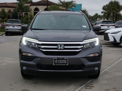Used 2016 Honda Pilot Touring image 2