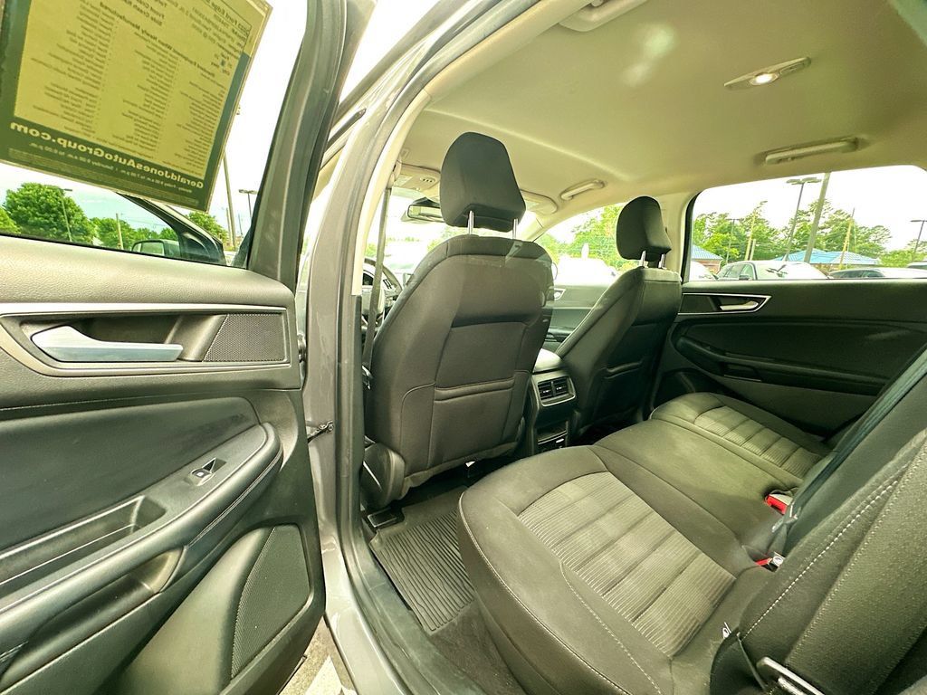 Used 2023 Ford Edge SEL w/ Convenience Package AWD/4WD image 17