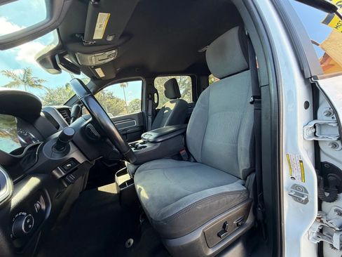 Used 2021 RAM 2500 Big Horn w/ Level 1 Equipment Group image 11