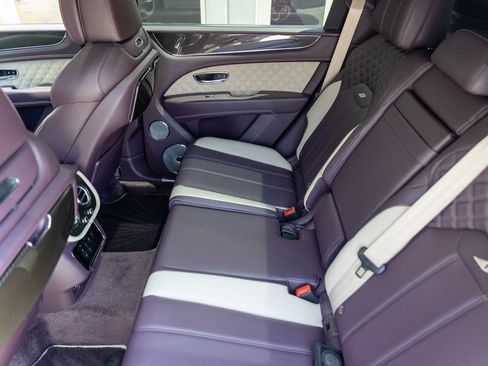Certified 2023 Bentley Bentayga AWD/4WD image 50