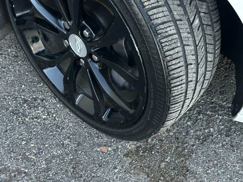 Used 2015 Cadillac ATS Performance w/ Cold Weather Package image 39