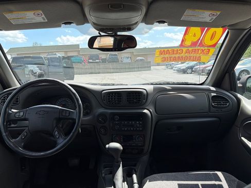 Used 2004 Chevrolet TrailBlazer LT w/ LT Package 1 AWD/4WD image 13