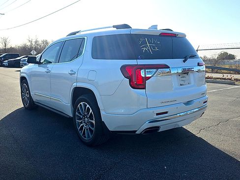 Used 2021 GMC Acadia Denali w/ Denali Ultimate Package image 7