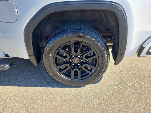 Used 2022 GMC Sierra 1500 Elevation w/ Preferred Package AWD/4WD image 37