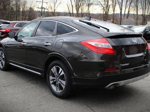 Used 2014 Honda Crosstour EX image 3