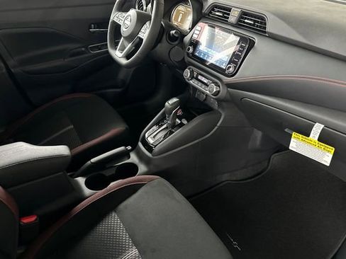 New 2025 Nissan Versa SR w/ Trunk Package image 10