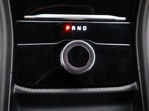 Used 2023 Jeep Grand Cherokee Laredo image 27