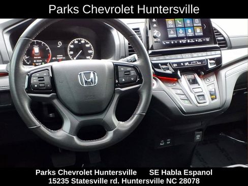 Used 2025 Honda Odyssey Sport-L image 3