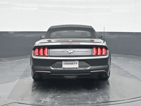 Used 2020 Ford Mustang Premium image 13