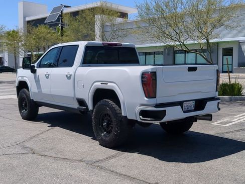 Used 2024 GMC Sierra 2500 AT4 w/ AT4 Premium Plus Package AWD/4WD image 5