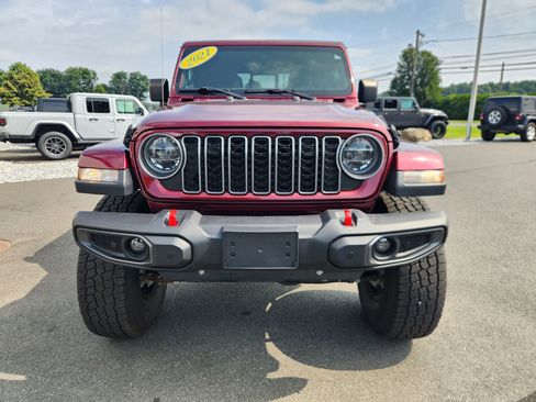 Used 2021 Jeep Gladiator Sport image 24
