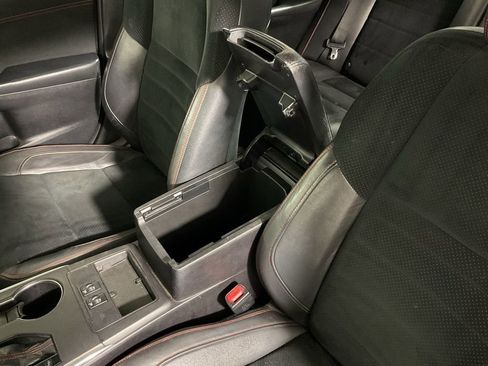 Used 2015 Toyota Camry XSE w/ Moonroof Package image 29