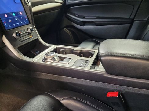 Used 2023 Ford Edge SEL image 26