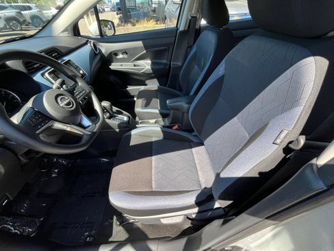 Used 2025 Nissan Versa SV FWD image 27