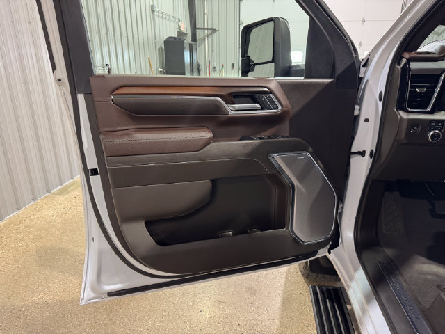 Used 2024 GMC Sierra 2500 Denali w/ Denali Reserve Package AWD/4WD image 10