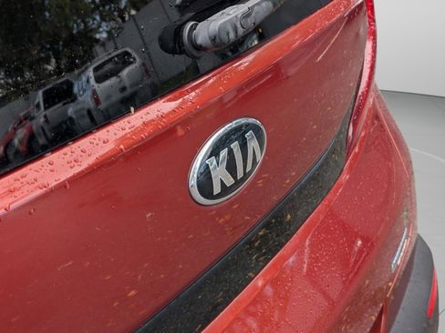Certified 2021 Kia Soul LX image 22