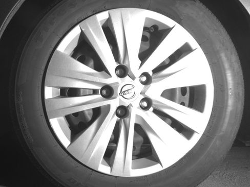 Used 2025 Nissan Sentra S FWD image 12