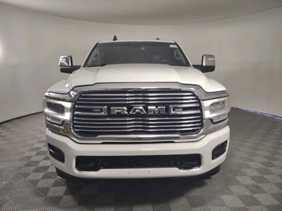 Used 2023 RAM 2500 Laramie AWD/4WD image 4