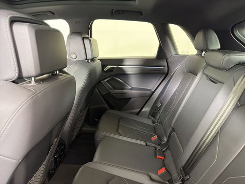 Used 2024 Audi Q3 2.0T Premium Plus w/ Premium Plus Package image 24