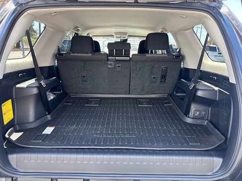Used 2021 Toyota 4Runner SR5 AWD/4WD image 7