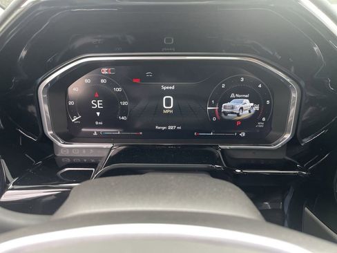 New 2026 GMC Sierra 1500 Elevation w/ Elevation Premium Package image 11