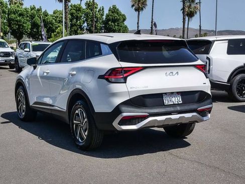 Certified 2025 Kia Sportage LX AWD/4WD image 5