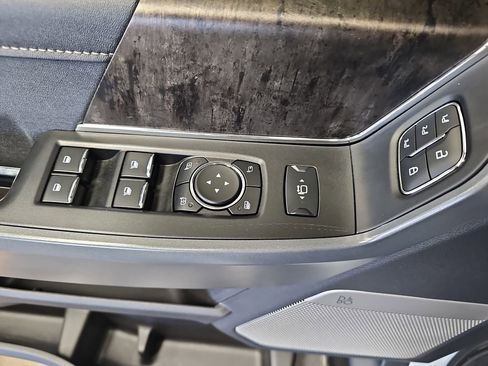 Used 2024 Ford F250 Lariat w/ Lariat Ultimate Package image 27