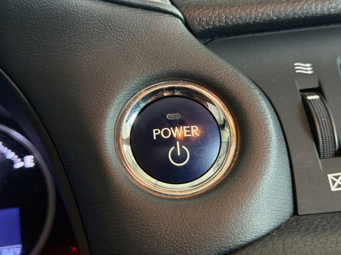 Used 2015 Lexus CT 200h w/ Seat Comfort Package FWD image 22