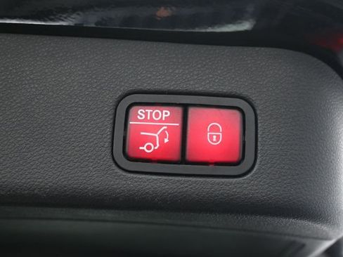 Used 2018 Mercedes-Benz GLE 350 image 26