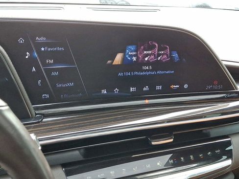 Certified 2023 Cadillac Escalade Premium Luxury image 30