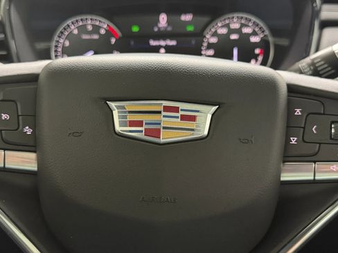 Used 2023 Cadillac XT6 Luxury FWD image 22