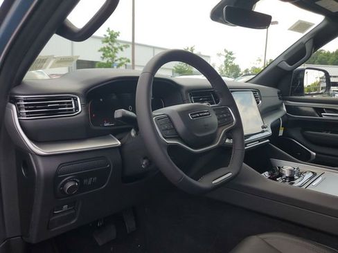 New 2026 Jeep Grand Wagoneer 4WD image 20