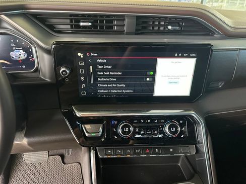 Used 2026 GMC Sierra 1500 Denali w/ Technology Package RWD image 24