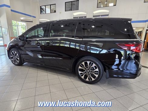 Used 2026 Honda Odyssey Elite image 6