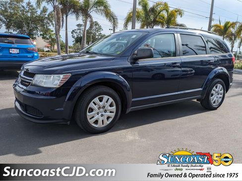 Certified 2017 Dodge Journey SE FWD image 1