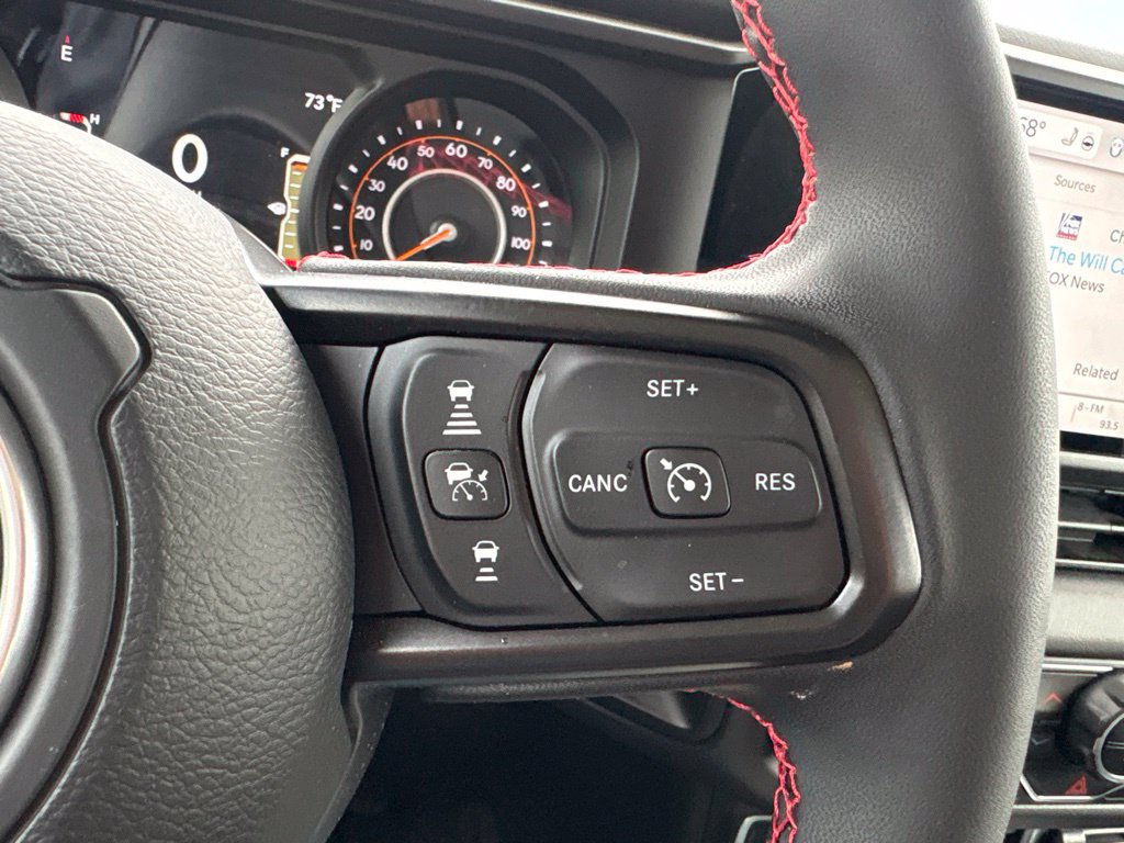 Used 2024 Jeep Wrangler Unlimited Rubicon w/ Convenience Group AWD/4WD image 18
