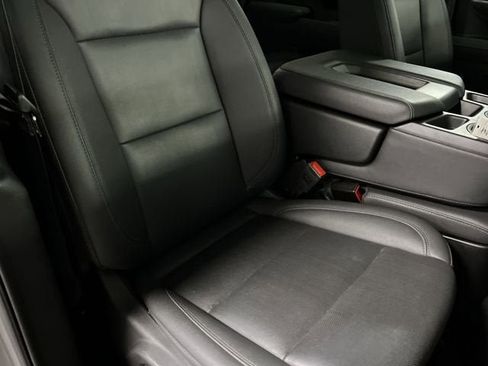 Certified 2025 GMC Sierra 1500 SLT image 28