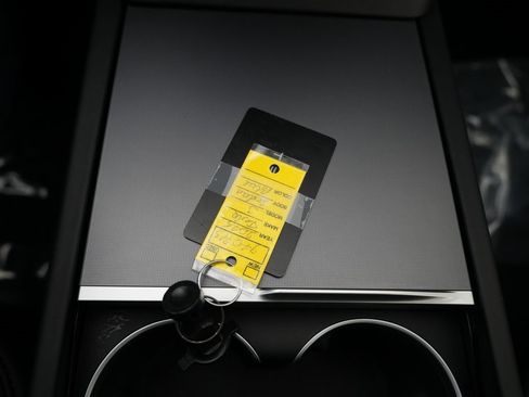 Used 2025 Tesla Model 3 Long Range image 57