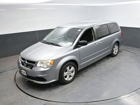 Used 2013 Dodge Grand Caravan SE FWD image 29