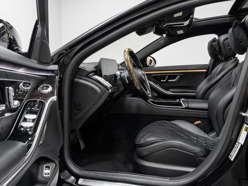 Used 2021 Mercedes-Benz S 580 4MATIC Sedan image 5